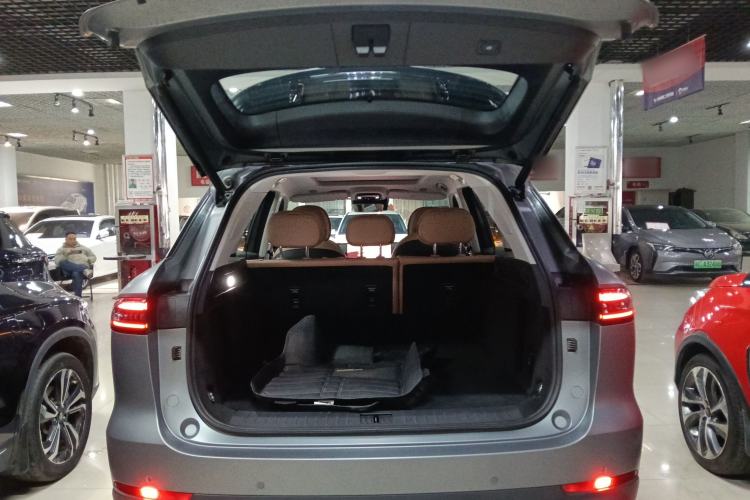 Used Chery Tiggo 8 L 2024 2.0T Two-Wheel Drive Prestige Version 5 Seats Trunk