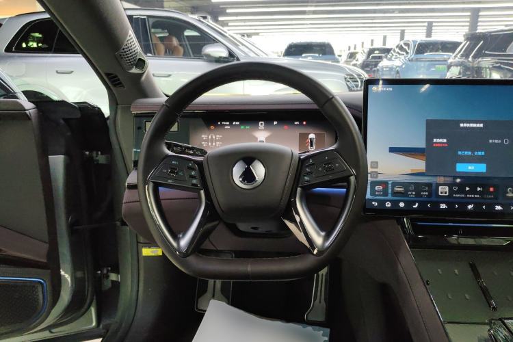 Used Denza Z9GT 2024 1100 Four-Wheel Drive Ultra Version
