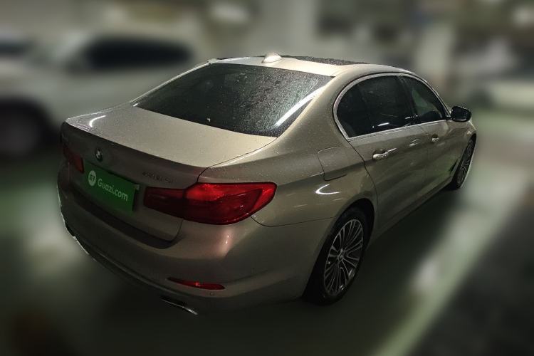 Used BMW 5 Series 2018 Facelifted 530Li Luxury Edition Premium Package
