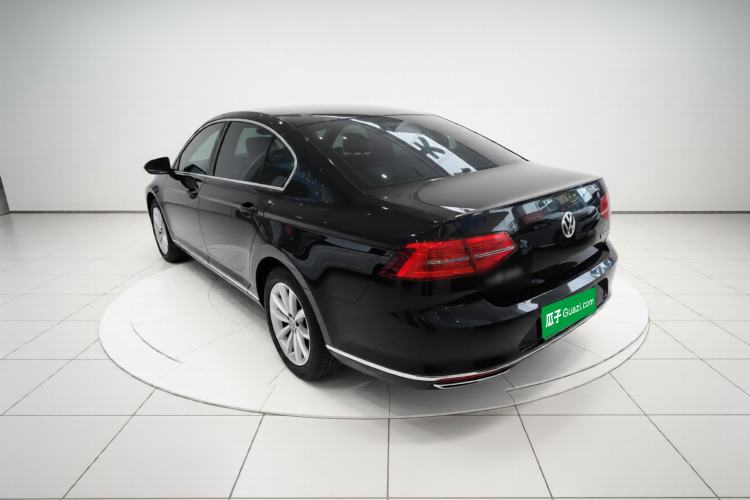 Used Volkswagen Magotan 2019 330TSI DSG Leading Model China VI Standard Exterior 2