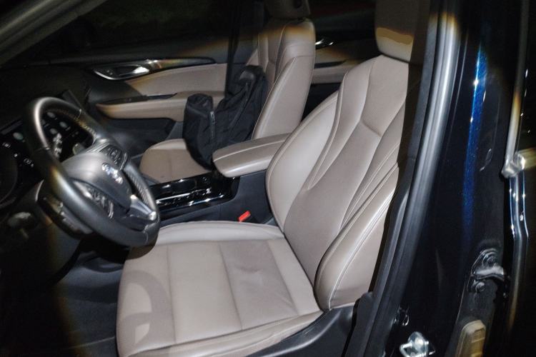 Used Buick Envision 2021 Encore Plus 652T Five-Seat Luxury Model
