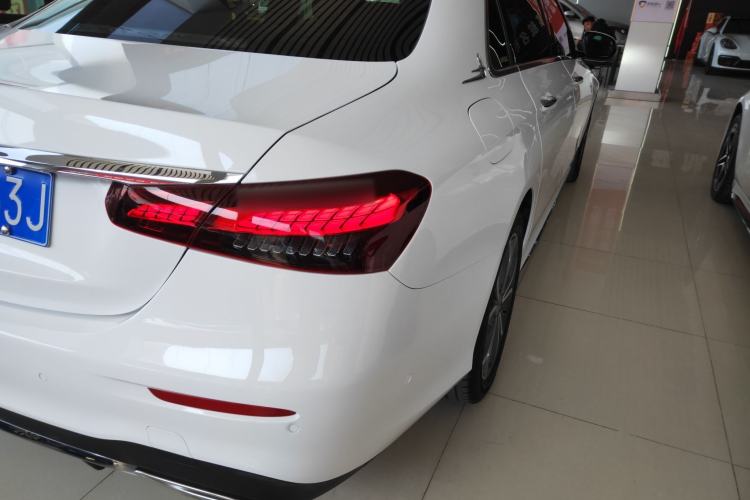 Used Mercedes-Benz E-Class 2021 Restyled E 300 L Sporty and Stylish Edition
