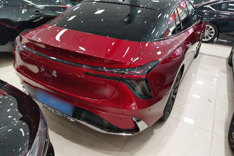 Used Hongqi H6 2023 2.0T ZhiZhen Edition
