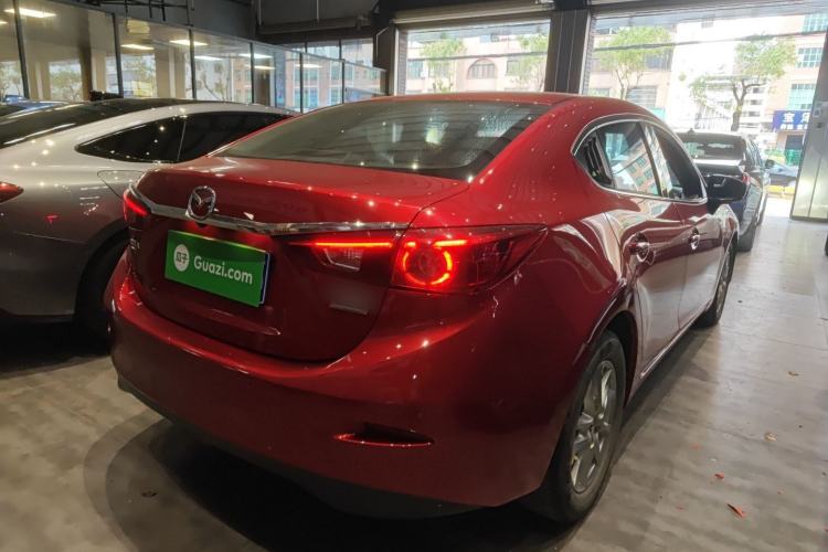Used Mazda Mazda 3 Axela 2019 Cloud-Controlled Sedan 1.5L Automatic Luxury Model China VI Standard
