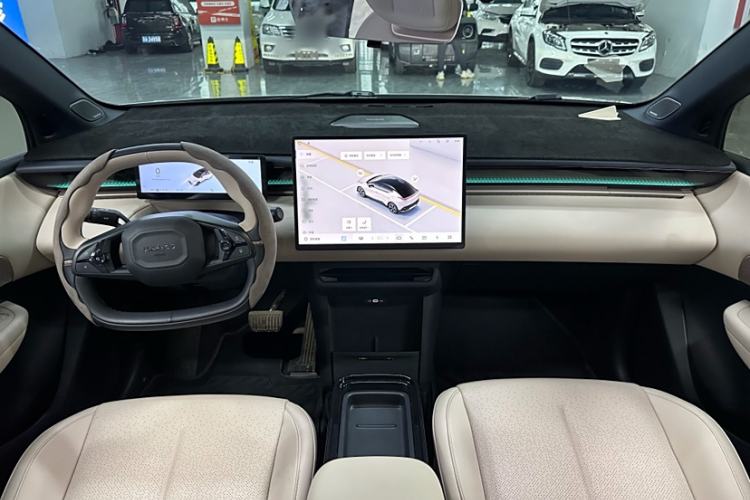 Used Lynk & Co Z20 2025 530 km Range Rear-Wheel Drive Pro
