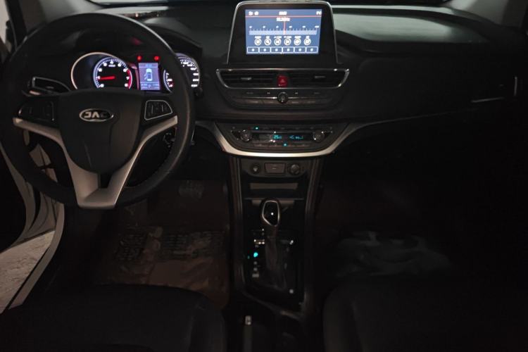 Used JAC Refine S3 2018 Custom Edition 1.6L CVT Luxury Smart Model
