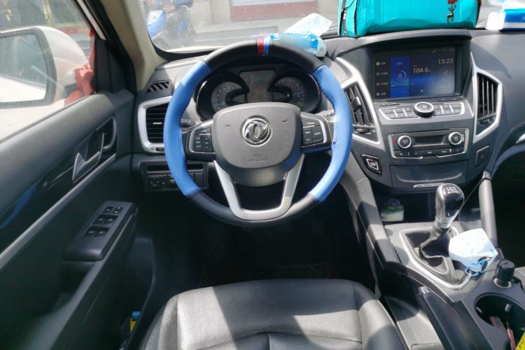 Used Dongfeng Aeolus AX7 2015 2.0L Manual Zhiyi Trim

