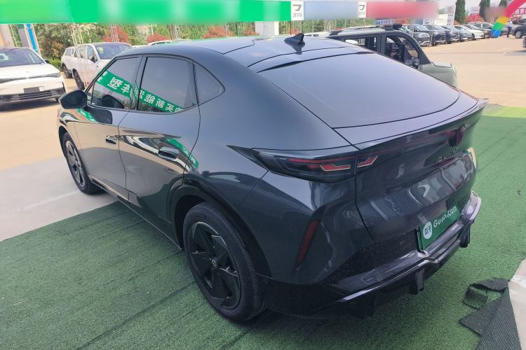 Used Volkswagen ID.UNYX 2024 Pro Long-Range Version