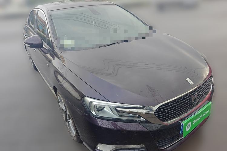 Used DS 5LS 2016 1.8T Luxury Edition THP200