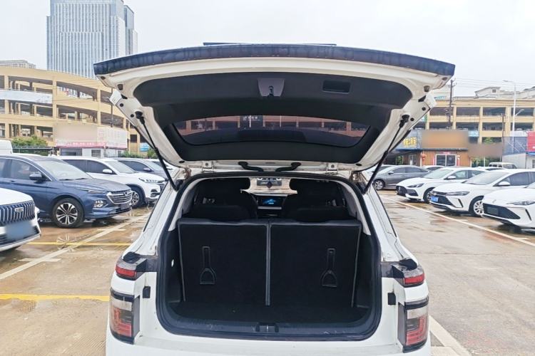 Used Baojun RM-5 2019 1.5T Manual Elite Version with 24-Hour Online Service 6 Seats
