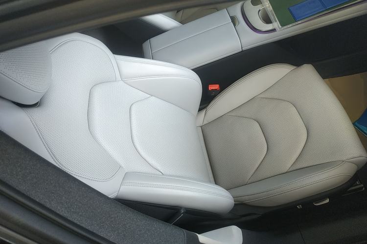 Used Xiaomi Auto SU7 2024 Rear-Drive Long-Range Intelligent Driving Version
