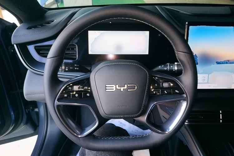 Used BYD Seal 07 DM-i 2025 DM-i 1.5L 125km Elite Model Steering Wheel