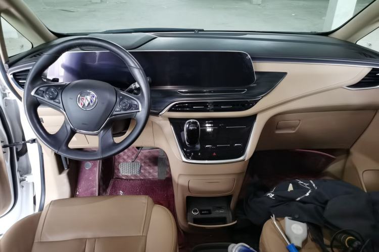 Used Buick GL8 2020 ES Land Cruiser 653T Luxury Model Center Console