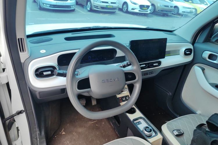 Used Geely Galaxy Panda 2025 210 km – Yuanqi Bear