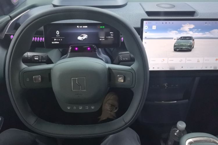 Used Zeekr X 2025 5-Seater Long-Range Version Center Console