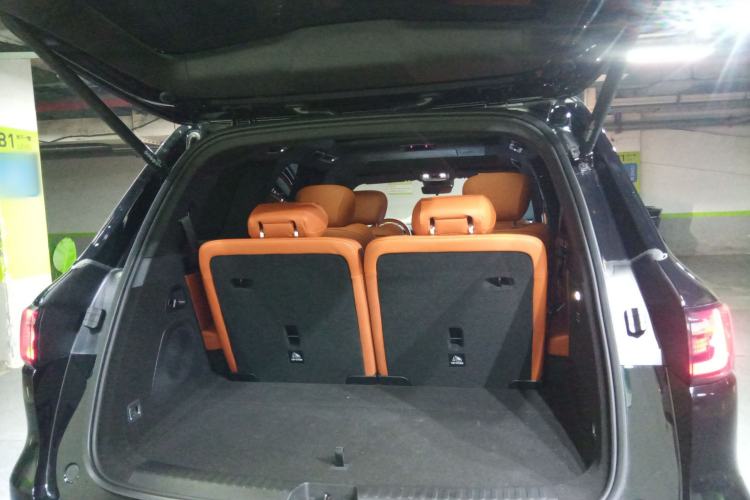 Used Geely Galaxy M9 2025 Model 230km Two-Wheel-Drive Exploration Edition Trunk