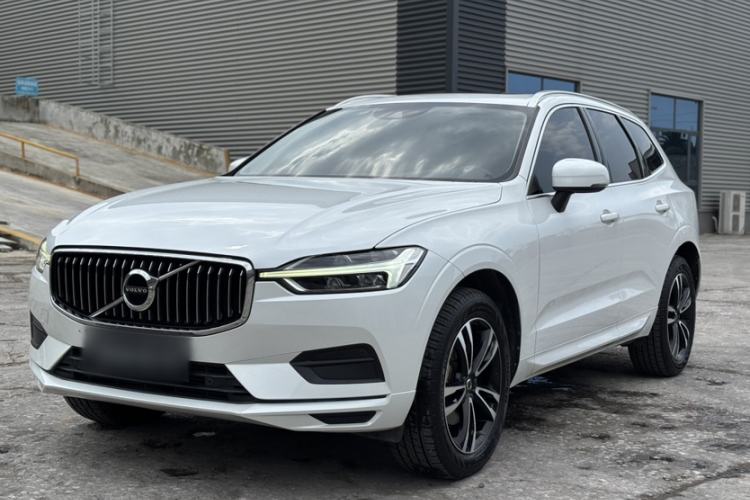 Used Volvo XC60 2019 T5 4x4 Smart Edition China V Standard