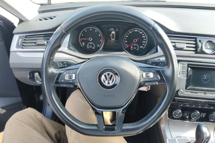 Used Volkswagen Passat 2016 330TSI DSG Luxury Edition