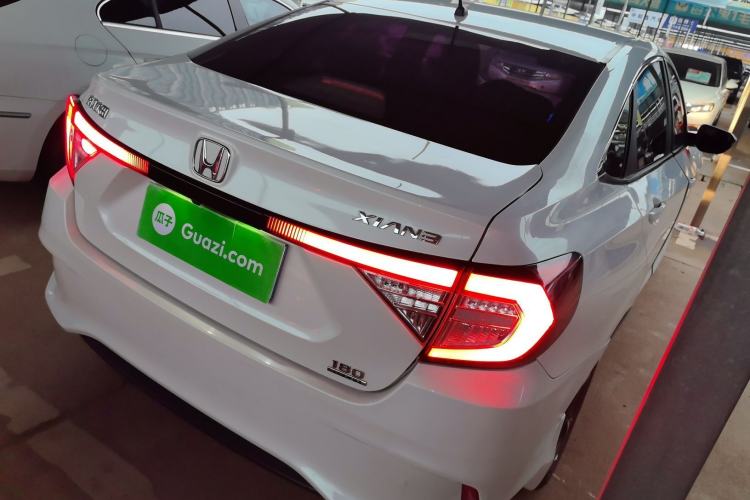 Used Honda Envix 2019 180TURBO CVT Enjoyment Version China V Rear Right 45 Deg