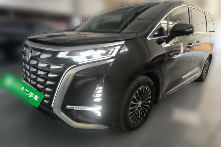 Used Denza D9 2022 DM-i 1040 Prestige Model