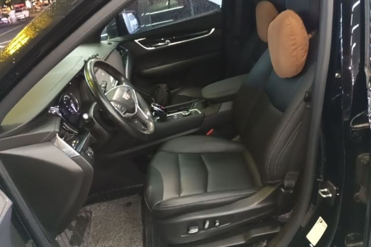 Used Cadillac XT5 2022 2.0T Two-Wheel Drive Luxury Version
