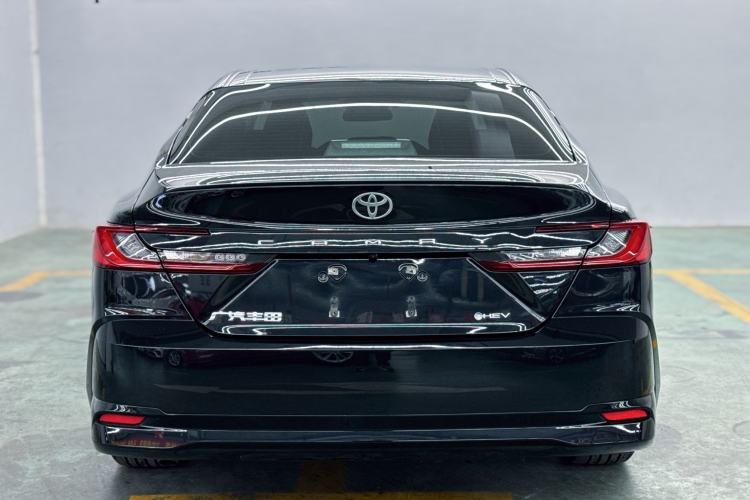 Used Toyota Camry 2024 Dual-Motor 2.0 HGVP Luxury Edition
