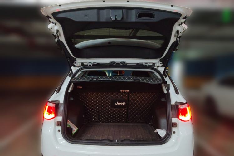 Used Jeep Compass 2017 200T Automatic Family Edition