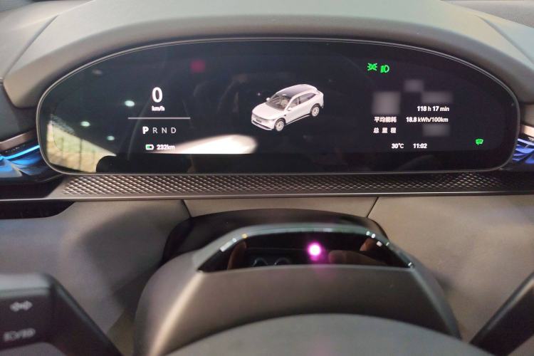 Used Zeekr 7X 2025 100 kWh Long-Range Rear-Wheel Drive with Intelligent Driving Features
