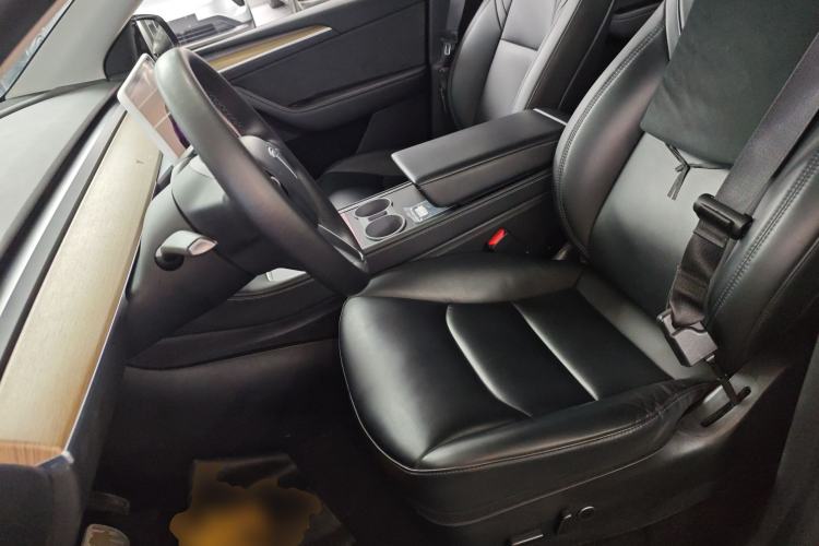 Used Tesla Model Y 2022 Rear-Wheel-Drive Version