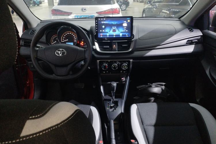 Used Toyota YARiS L Zhi Xuan 2021 X-Trail 1.5L CVT Leading Edition Center Console