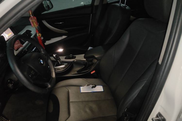 Used BMW 3 Series 2015 320Li Fashion Model Left Front Seat