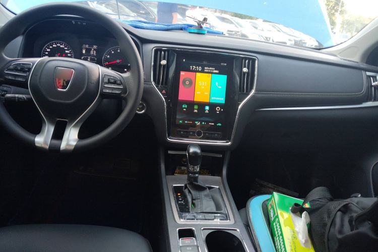 Used Roewe i6 2020 PLUS 20T TST 4G Connected Glory Flagship Edition