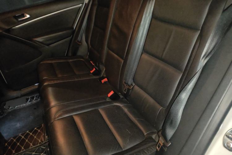 Used Volkswagen Tiguan 2015 1.8TSI Automatic Two-Wheel Drive Luxury Model Left Rear Seat