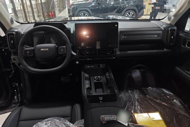 Used Haval Raptor New Energy 2026 Model Hi4 200 Ultra Center Console