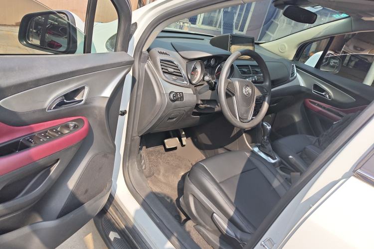 Used Buick Encore 2015 1.4T Automatic Two-Wheel Drive Urban Elite Version