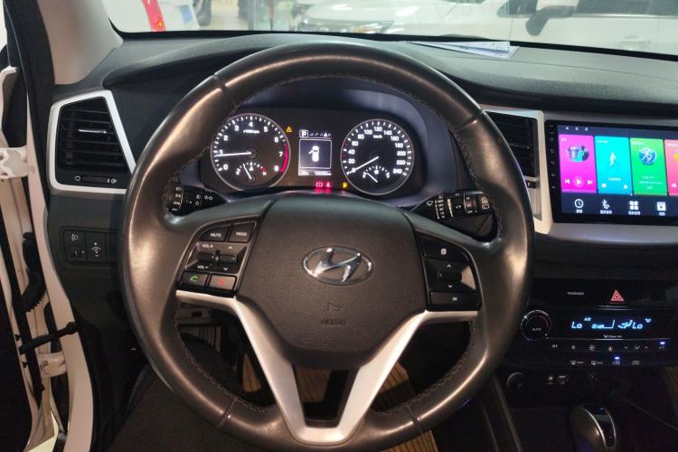 Used Hyundai Tucson 2015 1.6T Dual-Clutch Two-Wheel-Drive Smart Model