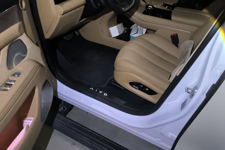 Used Hima AITO M7 2022 1.5T Four-Wheel Drive Luxury Edition