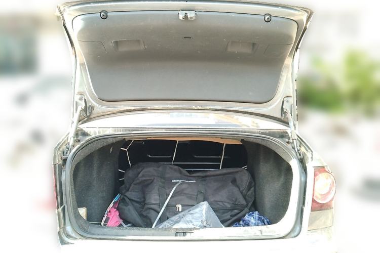 Used Volkswagen Polo 2011 Jingqu 1.6L Manual - Real Cool Edition