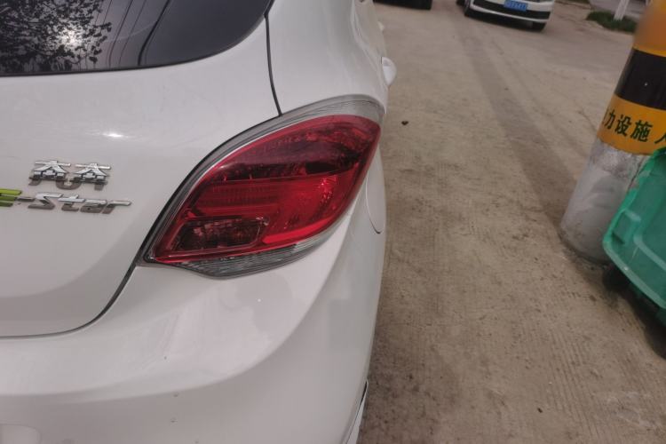 Used CHANGAN Benni E-Star 2021 National Edition Xin Yue Version Lithium Iron Phosphate (31.86 kWh)
