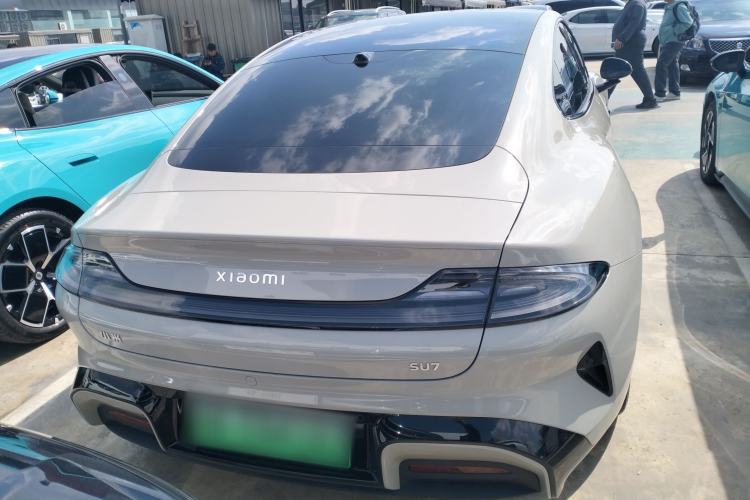 Used Xiaomi Auto SU7 2024 Rear-Drive Long-Range Intelligent Driving Version