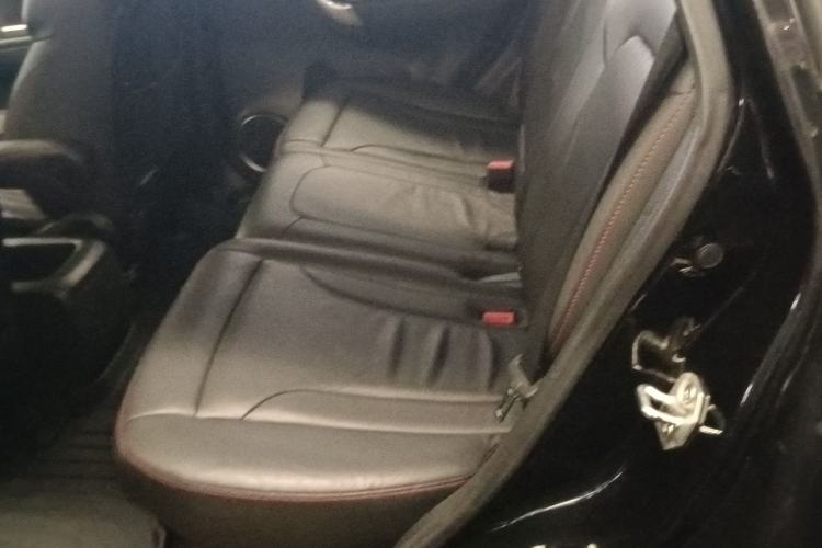 Used Haval H6 2013 Sports Edition 1.5T Manual Two-Wheel Drive Elite Model Left Rear Seat