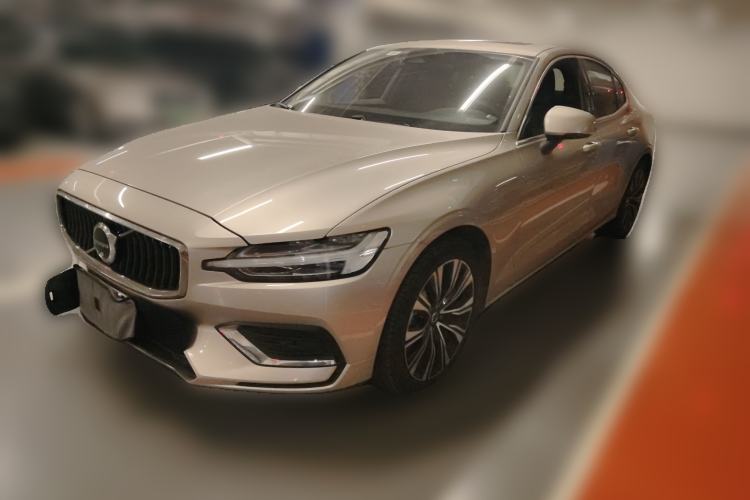 Used Volvo S60 2023 B4 Zhiyuan Luxury Edition
