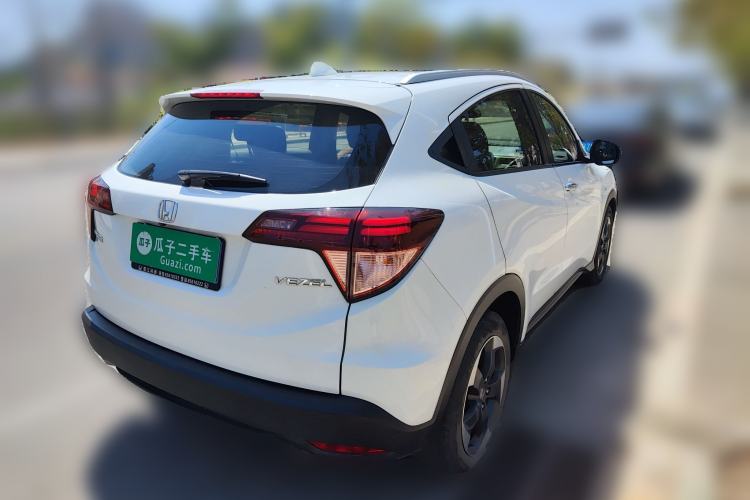 Used Honda Vezel 2017 1.8L CVT Front-Wheel Drive Pioneer Edition