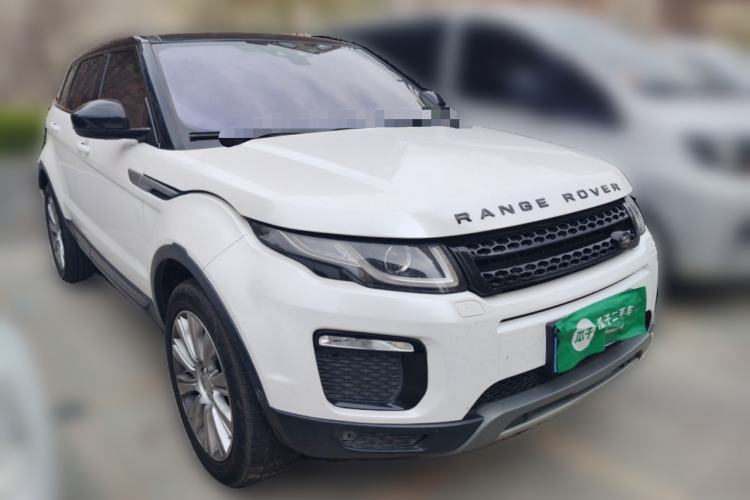 Used Land Rover Range Evoque 2018 240 PS SE Smart Brilliance Edition Front Right 45 Deg
