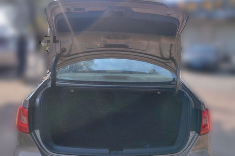 Used Volkswagen Sagitar 2014 1.4TSI Automatic Luxury Model Trunk