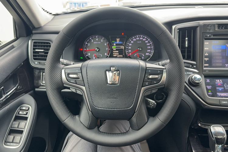 Used Toyota Crown 2015 2.0T Fashion Edition