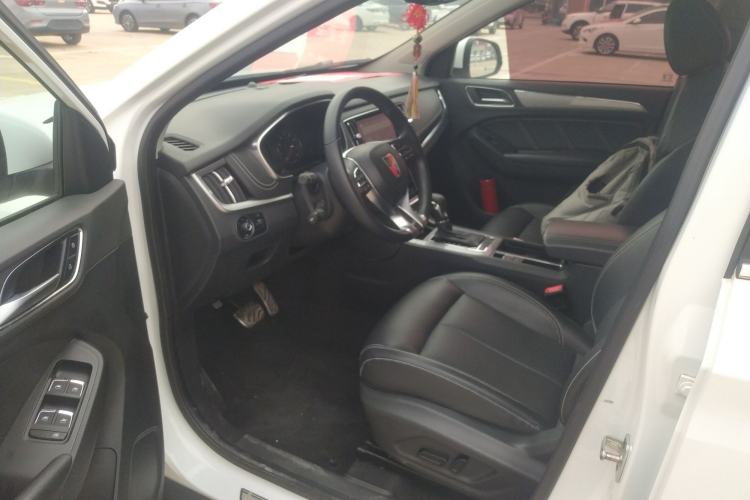 Used Roewe RX5 2016 20T Two-Wheel Drive Automatic Internet Smart Edition