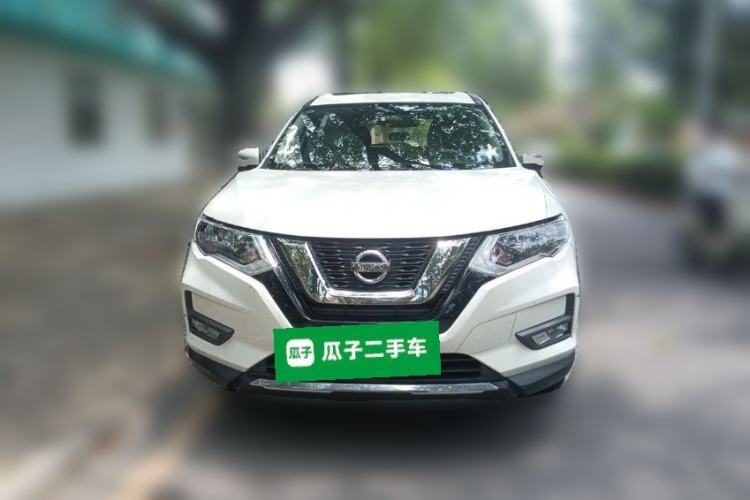 Ojetý Nissan X-Trail 2017 2.0L CVT Comfort Edition 2WD