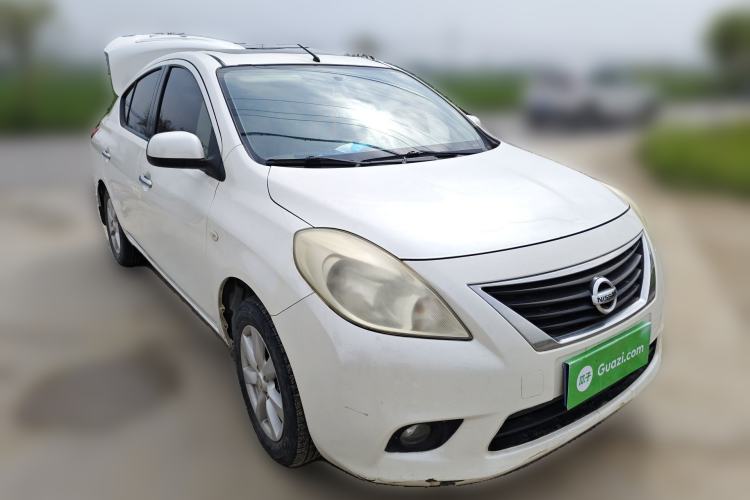 Used Nissan Sunny 2011 1.5XL Manual Deluxe Edition Front Right 45 Deg