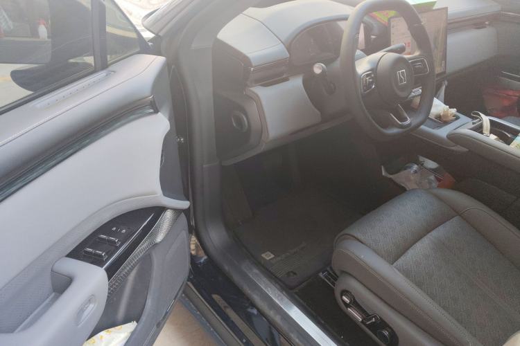 Used Zeekr 7X 2025 100 kWh Long-Range Rear-Wheel Drive with Intelligent Driving Features Driver Seat